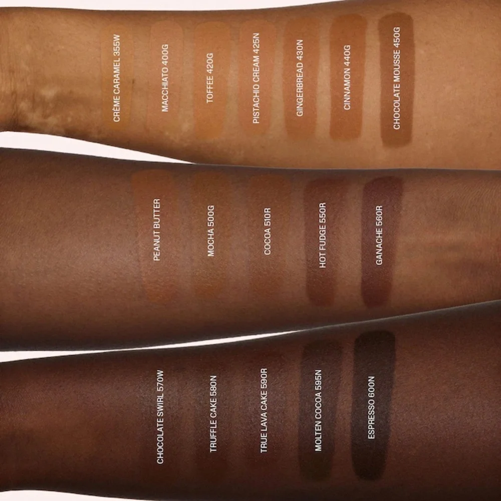 HUDA BEAUTY Easy Blur Natural Airbrush Foundation Niacinamide - Chocolate Swirl